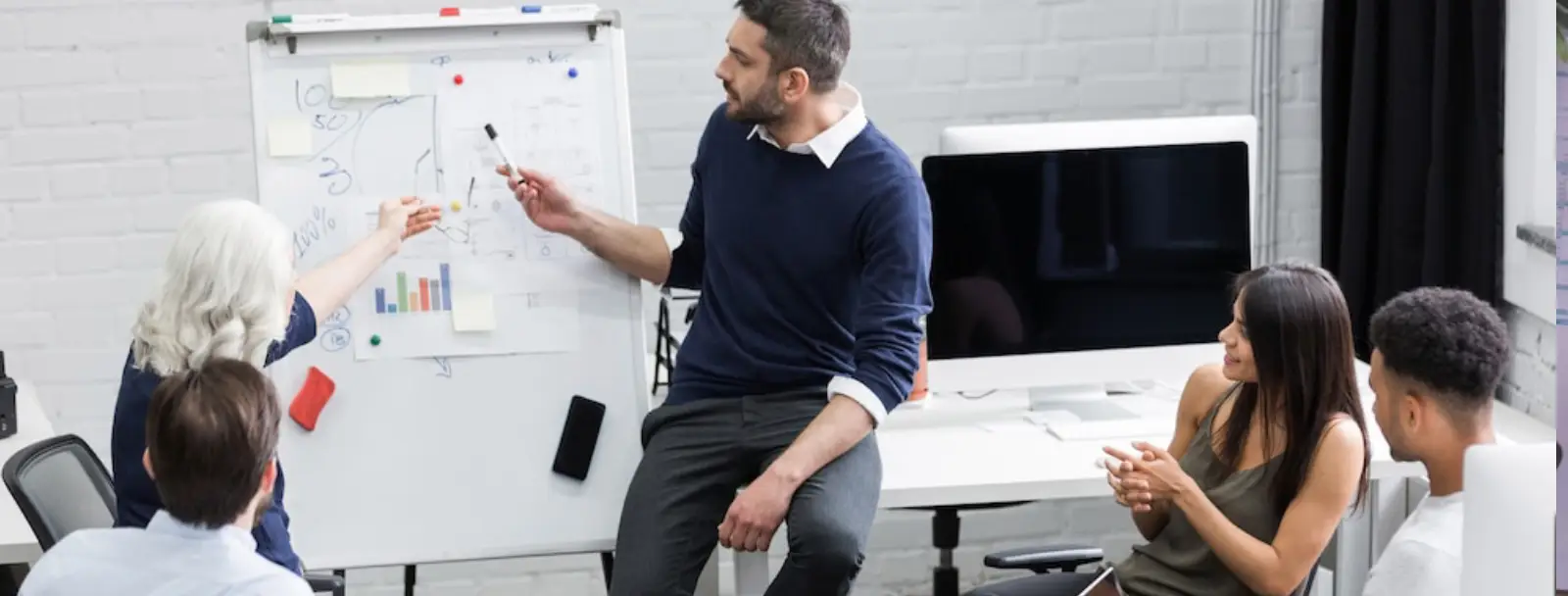 The High-EQ Leader: 5 Ways to Boost Your Emotional Intelligence with Human Resources and Management Courses in Abu Dhabi